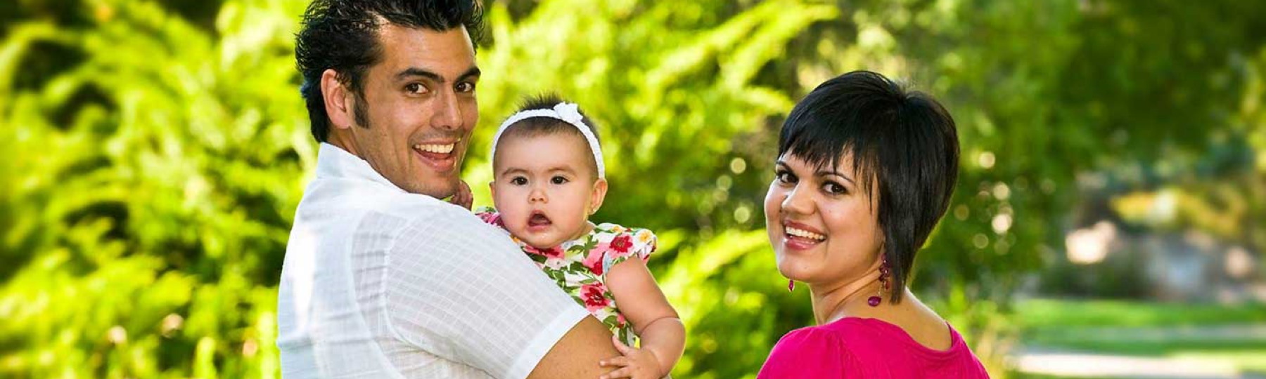 several houses on a residential street